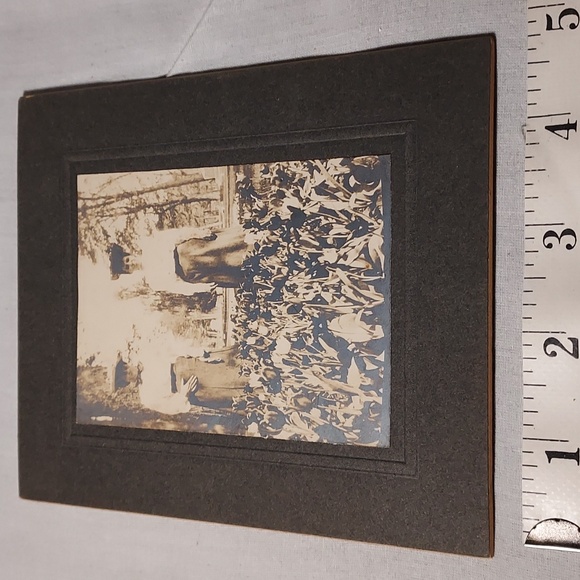 Antique Cabinet Card Family Photos House Woman Man Children - Picture 7 of 9